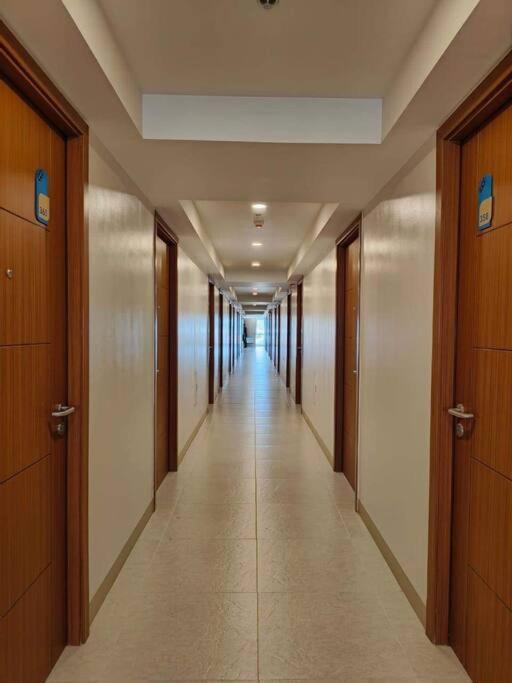 Platform 361 Apartment Cebu Luaran gambar
